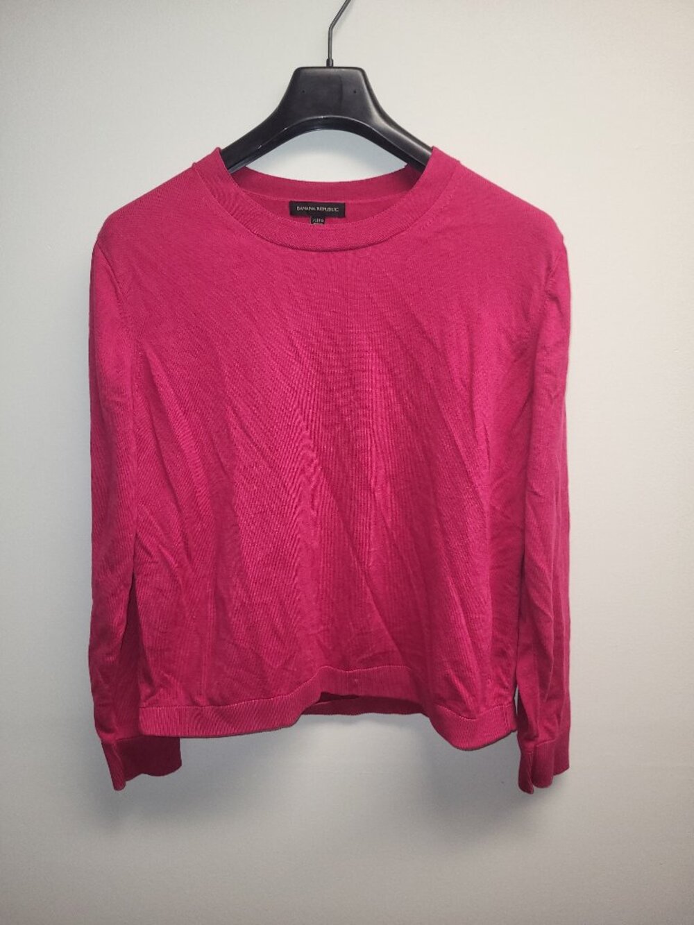 Banana Republic Women’s Pink V-Neck Sweater Size XL Fine Knit Long Sleeve